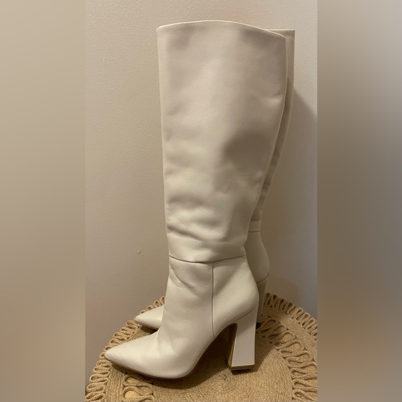 Steve Madden Ivory Padmy Boots - Picture 5 of 8